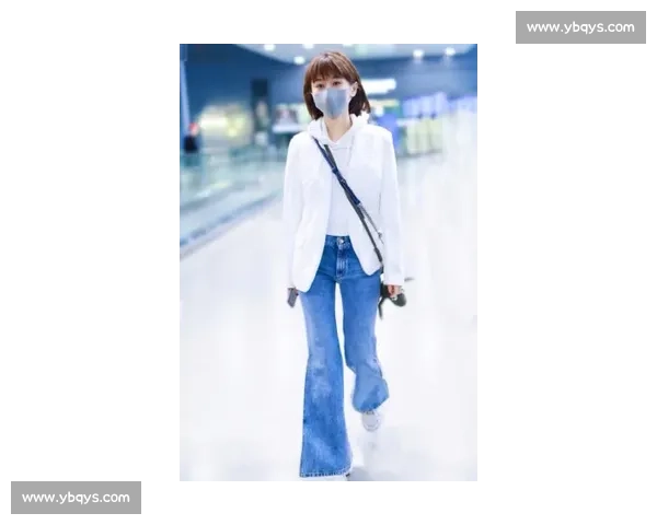 郑钦文柏林街拍：紫色网球包配 Labubu 玩偶，赛场外的个性符号